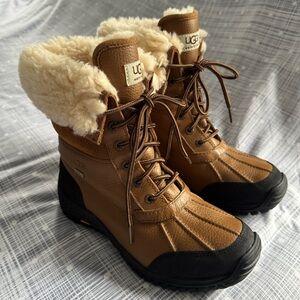 Ugg Adirondack ll Boots Chestnut Size 8 Like New!